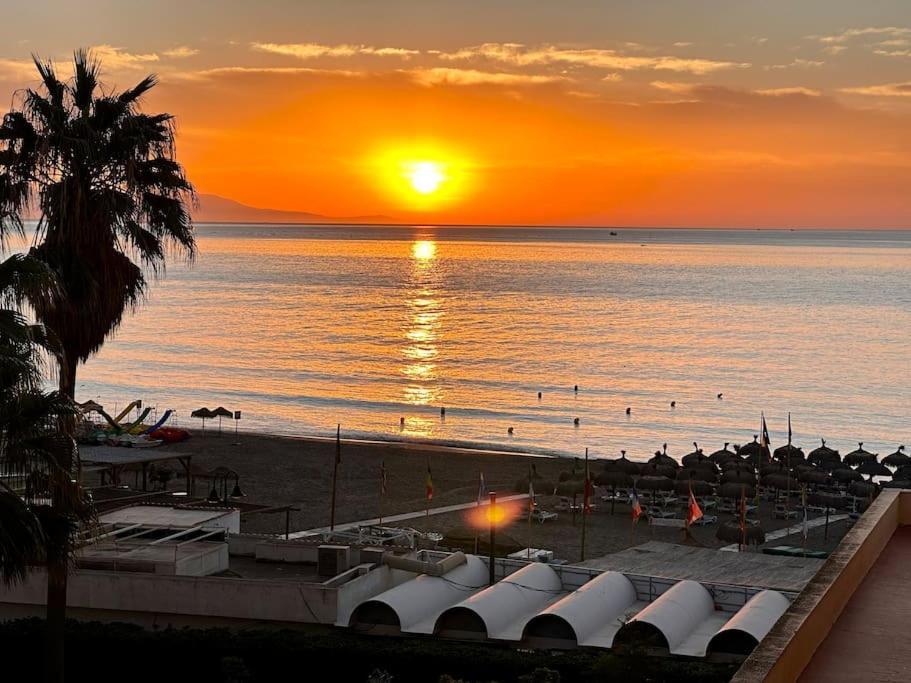 Carihuela Paradise Beach Torremolinos Bagian luar foto